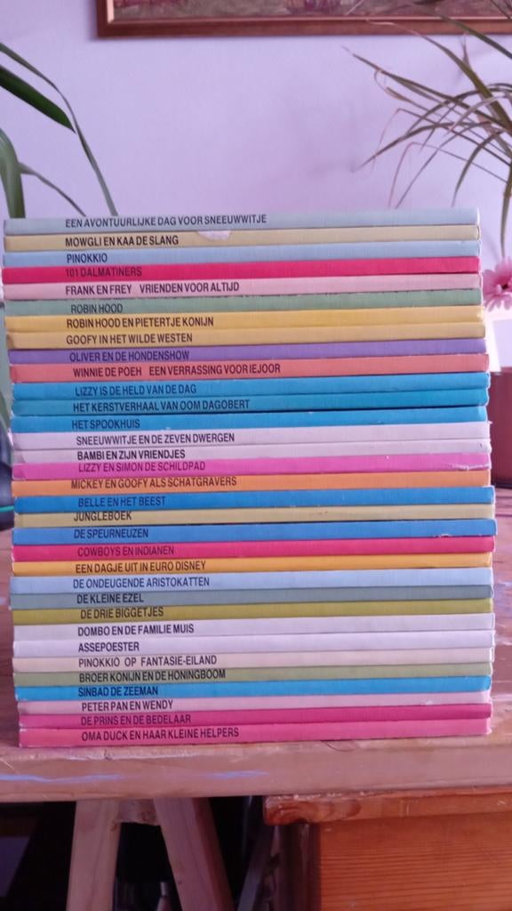 Disney hardcover. 33 boeken, Ophalen of Verzenden, Kind en Jeugd