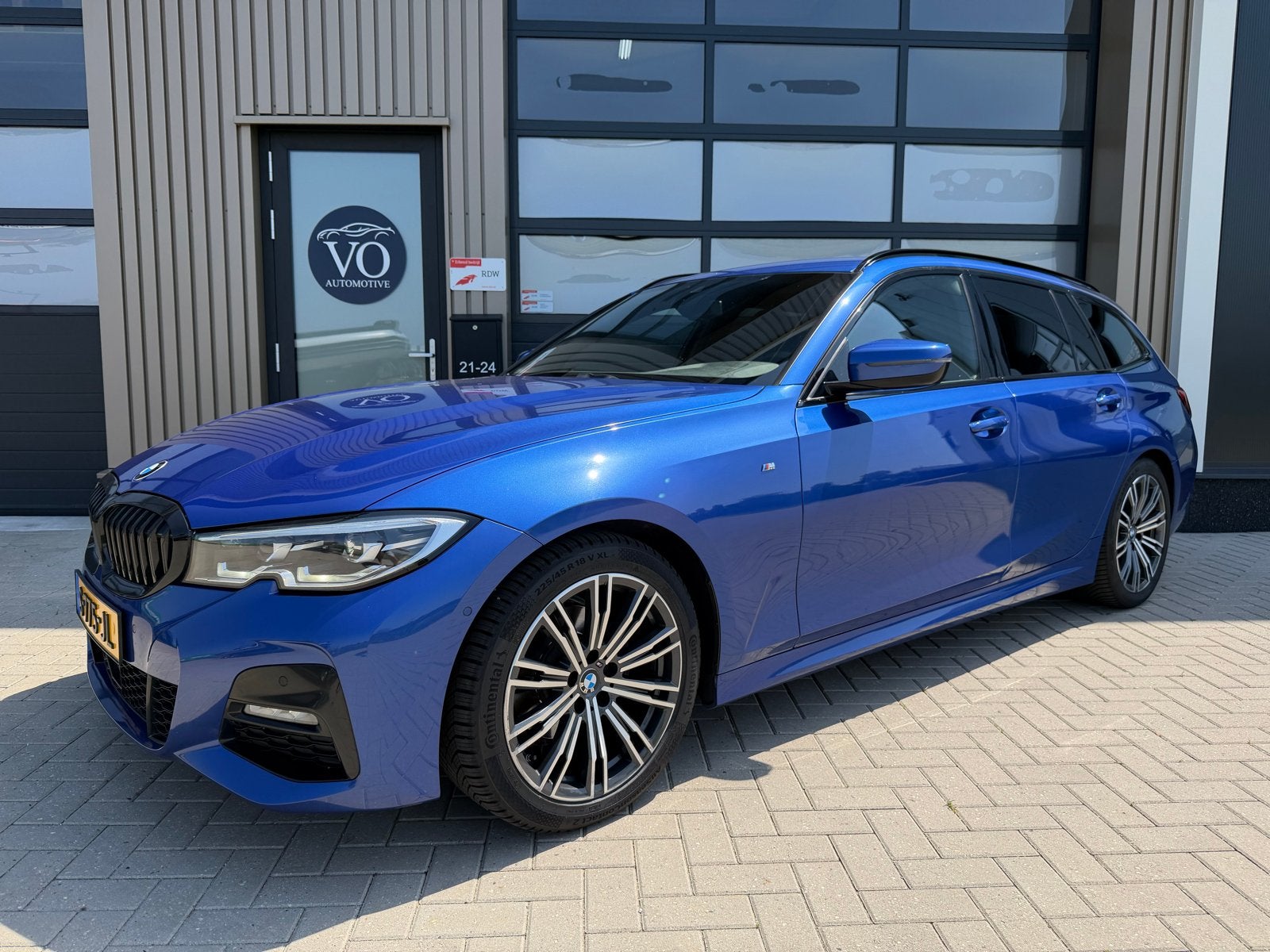 BMW 3-Serie 320i M-SportAut 2020 Blauw Executive Edition BTW, Auto's, BMW, 1998 cc, Zwart, 4 cilinders, Blauw