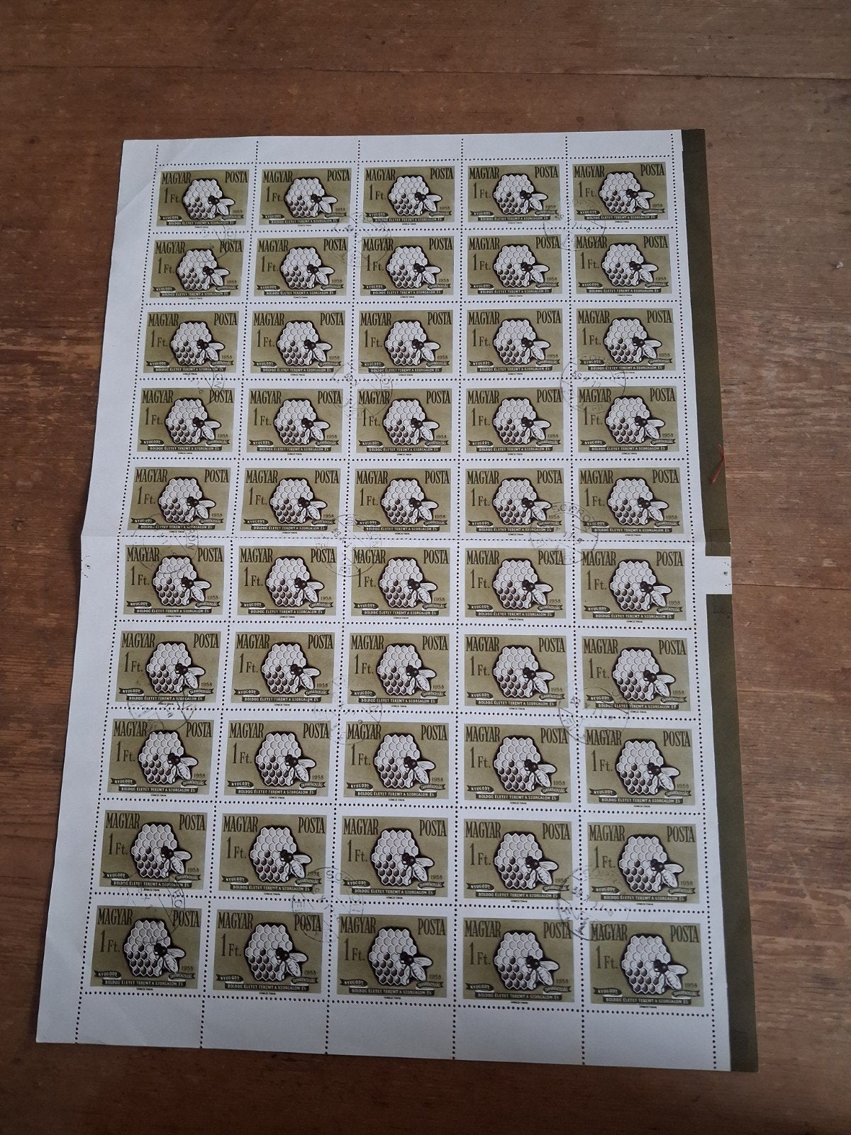 postzegels Magyar  Posta. uit 1958. 50 stuks op een vel., Ophalen of Verzenden, Buitenland