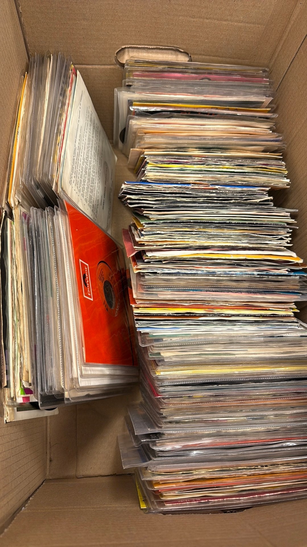 Verhuisdoos vinyl singles ( 7 inch) 250+ stuks, Ophalen of Verzenden, Zo goed als nieuw, 7 inch