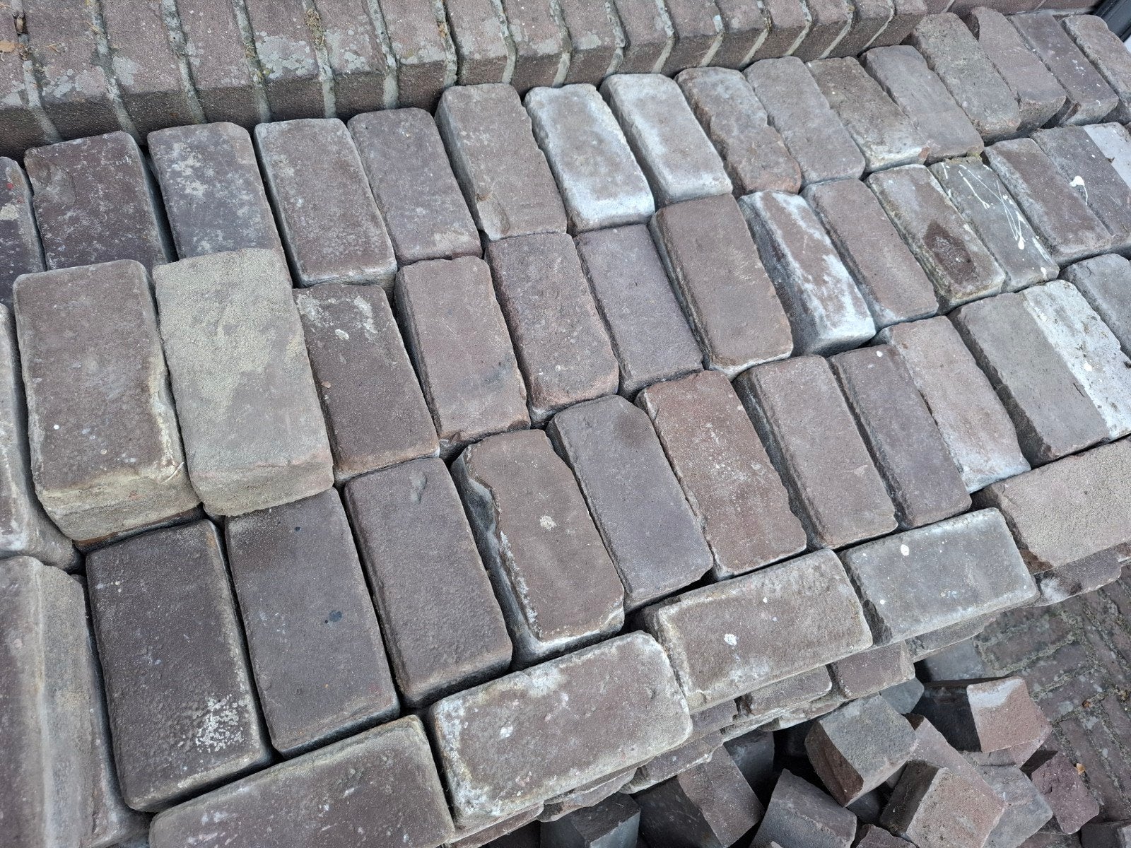 Oud gebakken dikformaat klinkers 13,5m², Ophalen, Keramiek, 10 m² of meer, Klinkers
