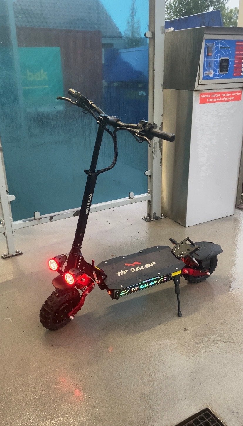 (KOPEN OF RUILEN) Tifgalop cl8 6000w 60v 33ah, Ophalen, Zo goed als nieuw, Elektrische step (E-scooter)
