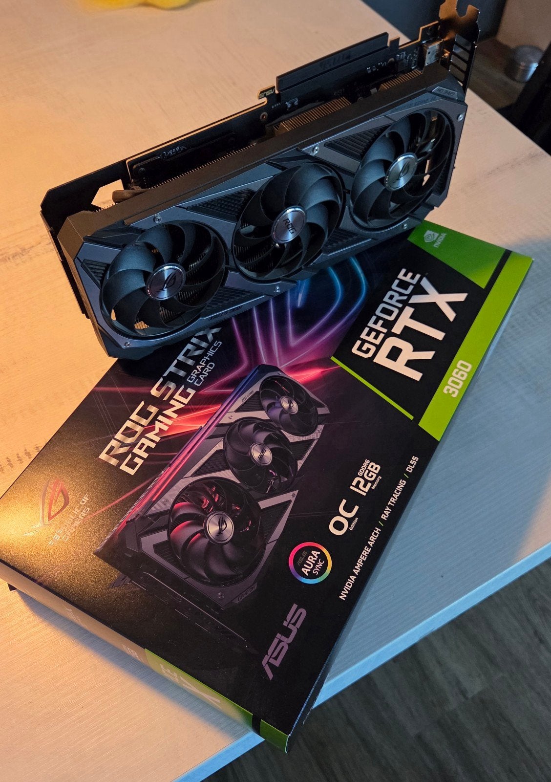 ASUS ROG Strix RTX 3060 OC 12GB V2 Gaming Videokaart, Computers en Software, Videokaarten, Zo goed als nieuw, Nvidia, PCI-Express 4.0