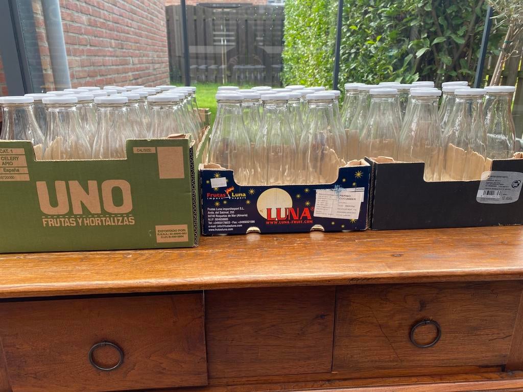 Glazen flessen met schroefdop 750&500ml inmaak opslag sappen, Huis en Inrichting, Keuken | Potten en Pannen, Ophalen of Verzenden