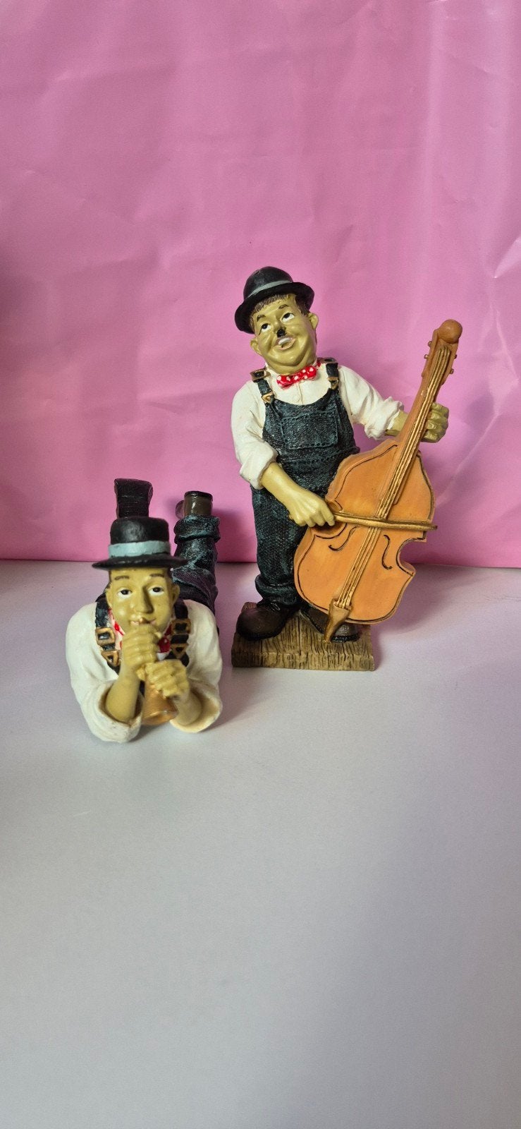 Setje Laurel en Hardy, maken muziek, Ophalen of Verzenden, Zo goed als nieuw, Mens