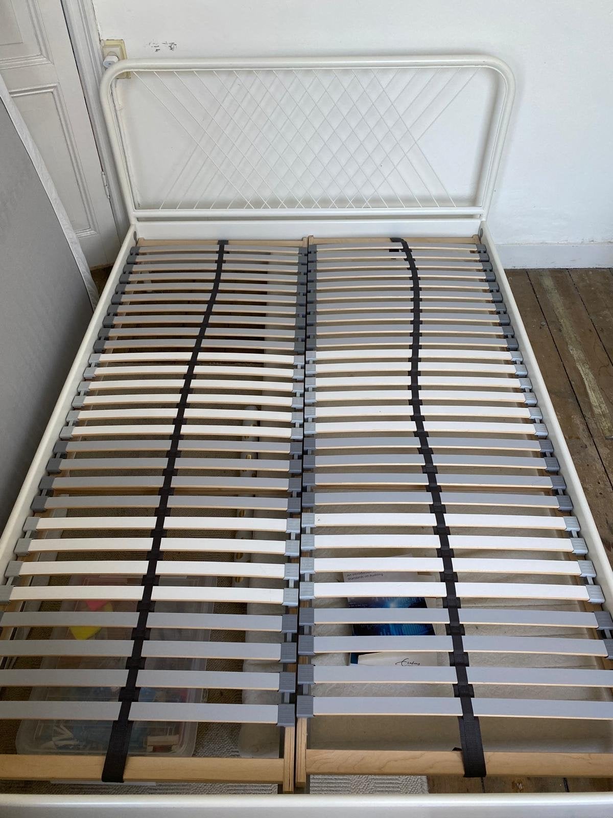 IKEA NESSSTUN bedframe Wit 140cm bij 200cm, Ophalen, Gebruikt, Wit, Tweepersoons