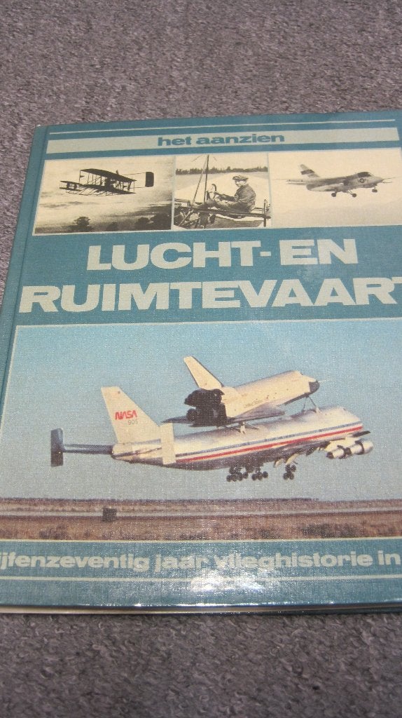 Het aanzien van de lucht- en ruimtevaart, Ophalen of Verzenden, Zo goed als nieuw, Boek of Tijdschrift