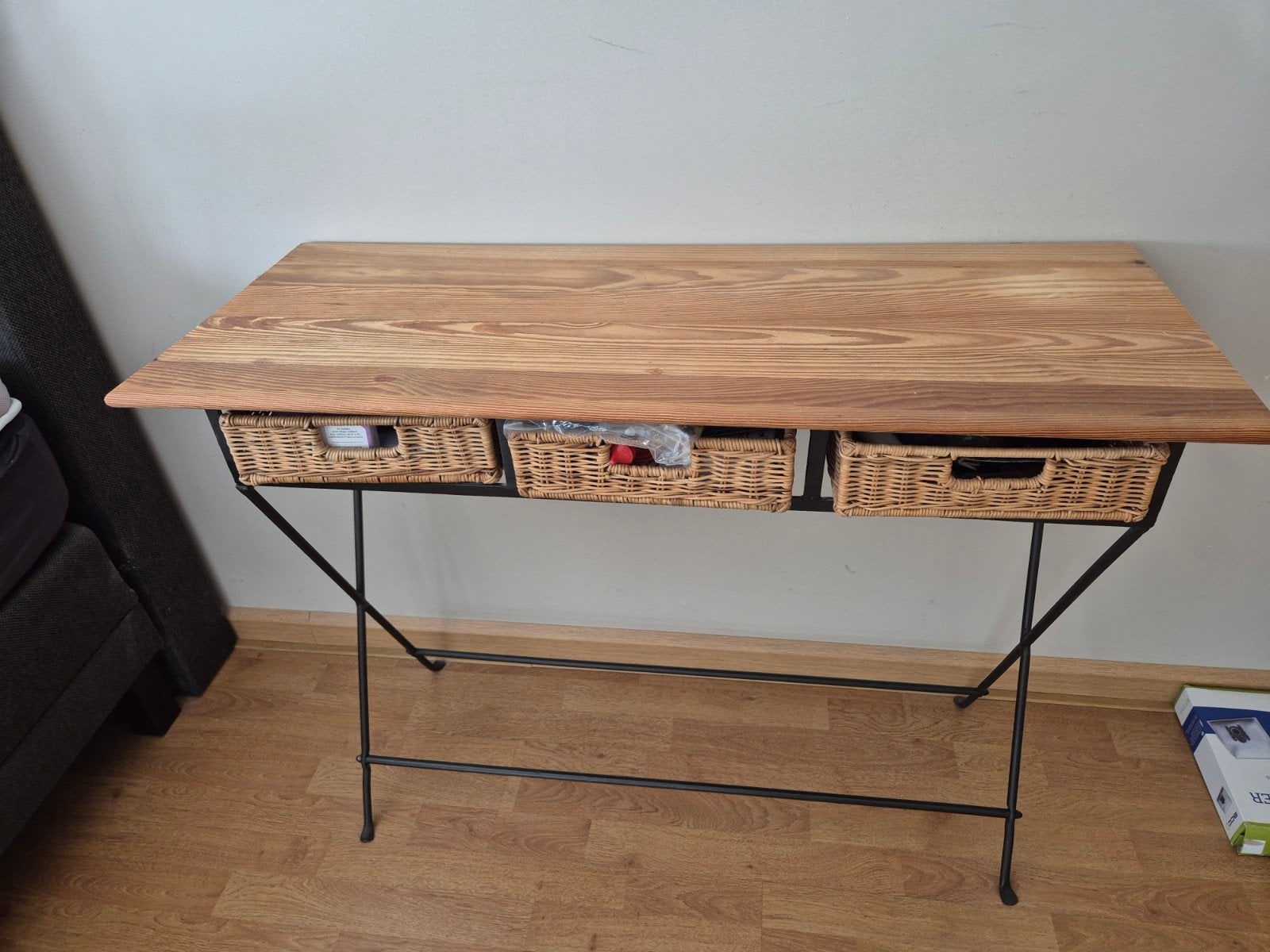grenen sidetable, Ophalen, 25 tot 50 cm, Rechthoekig, 100 tot 150 cm