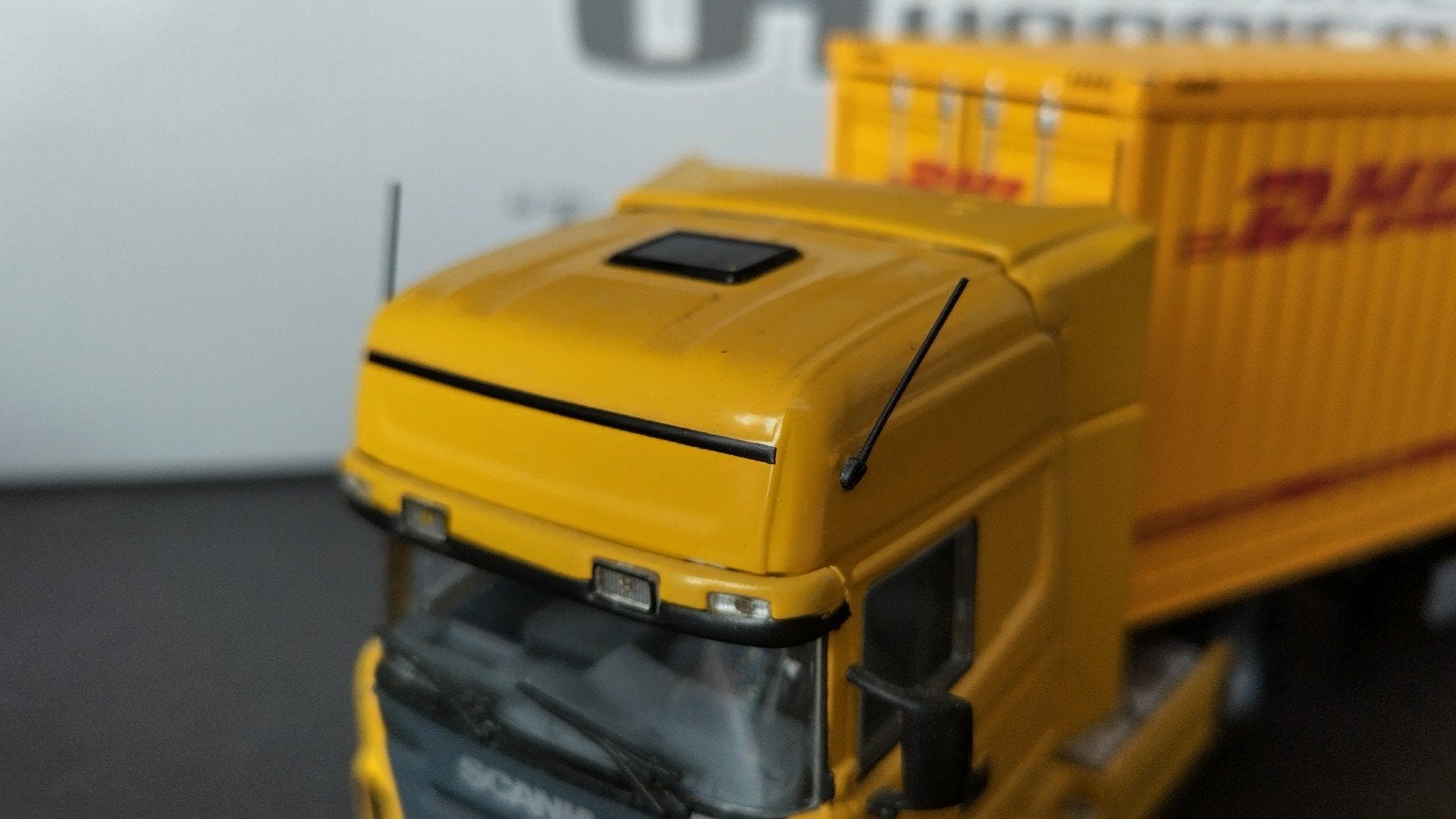 Scania R580 Krone Box Dhl 1:50 Universal Hobbies Pol, Overige merken, Verzenden, ., Nieuw
