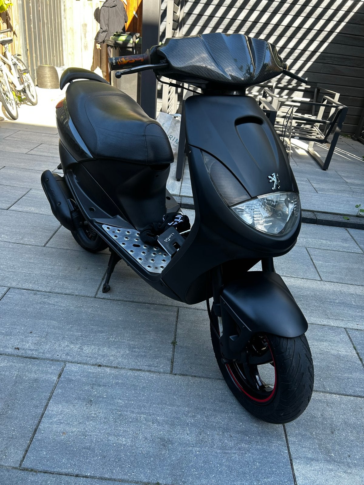 Peugeot Vivacity Scooter - Mat Zwart, Fietsen en Brommers, Gebruikt, Ophalen of Verzenden, Benzine, 50 cc