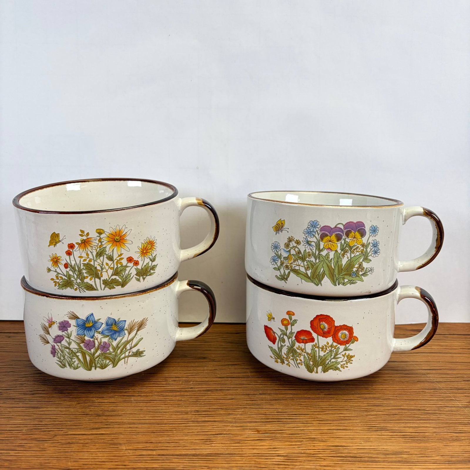 Vintage soepkommen wilde bloemen, Ophalen of Verzenden