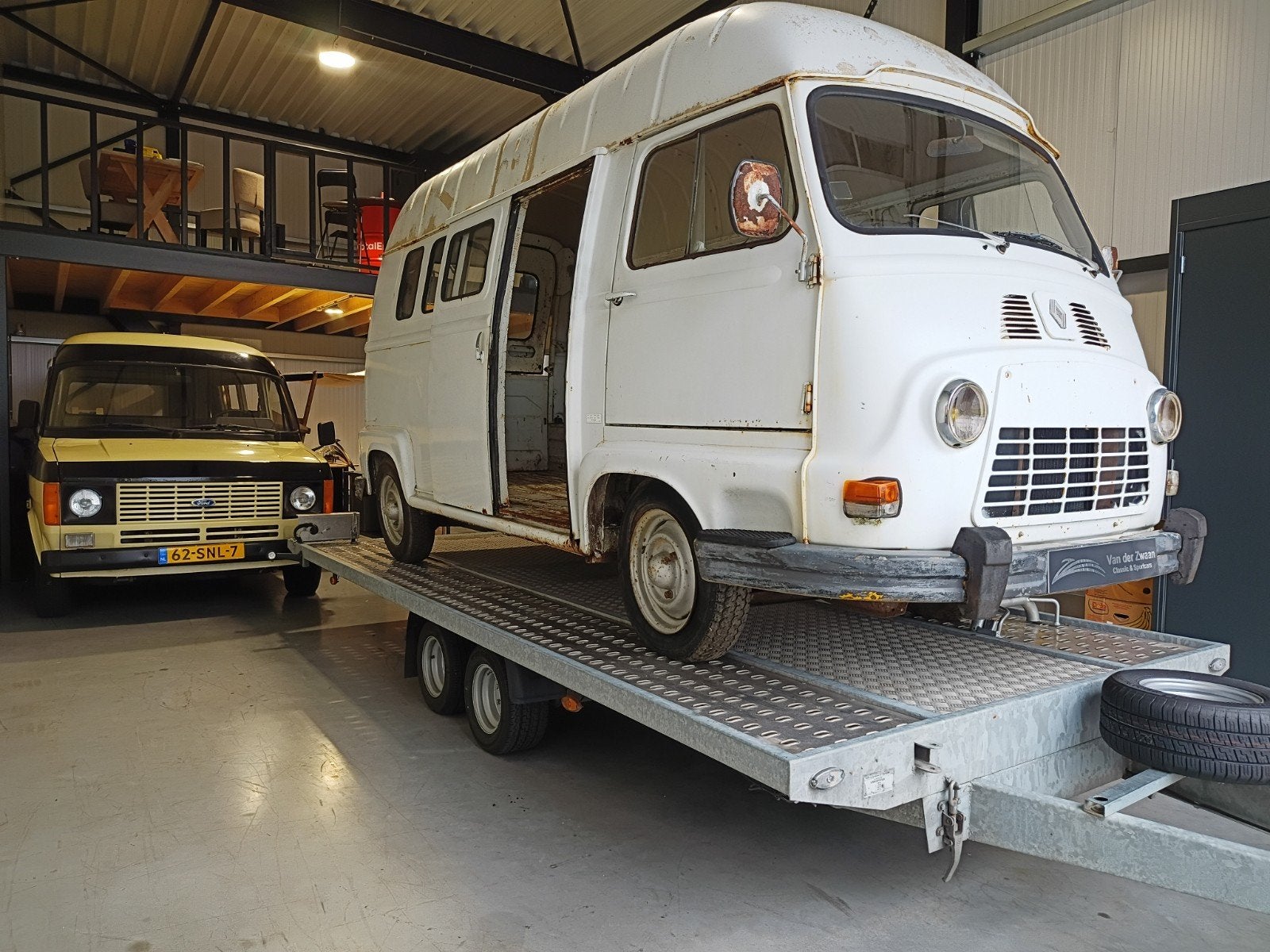 Renault Estafette 1975 oldtimer uit Frankrijk!, Renault, Handgeschakeld, Particulier, Te koop