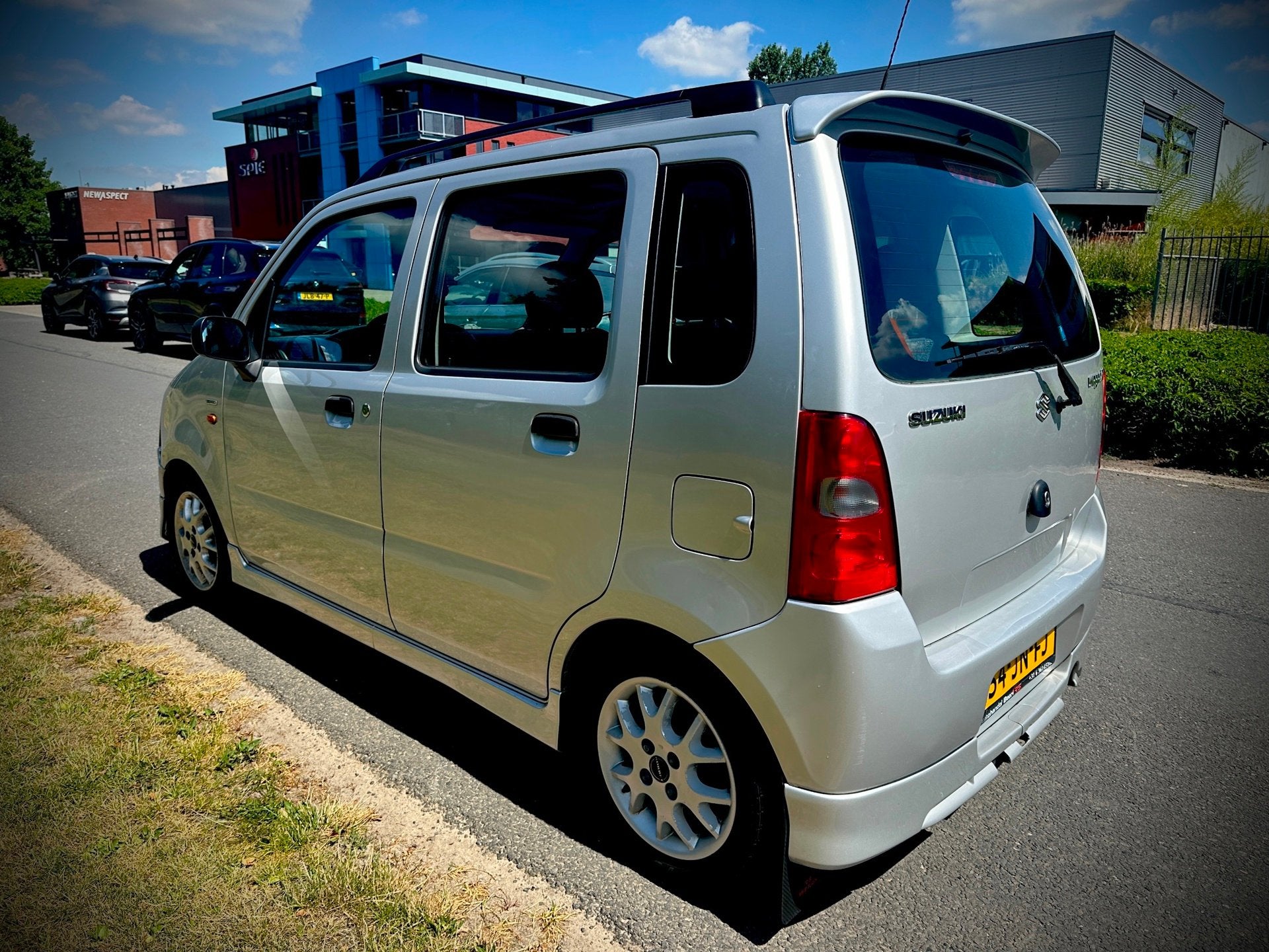 Suzuki Wagon R+ 1.3 Special, ELEKTRISCH PAKKET, NIEUWE APK, Voorwielaandrijving, Stof, Gebruikt, 31 €/maand