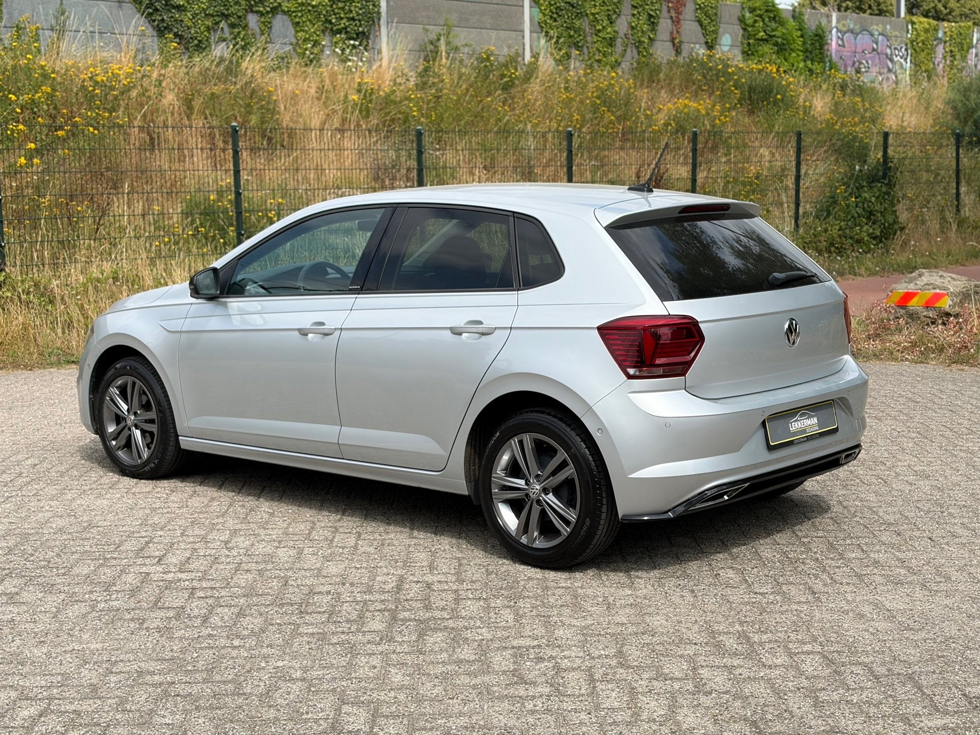 Volkswagen Polo 1.0 TSI Highline DSG I IQ I CARPLAY I NAVI I, Auto's, Volkswagen, Automatische klimaatregeling, Gebruikt, 95 pk