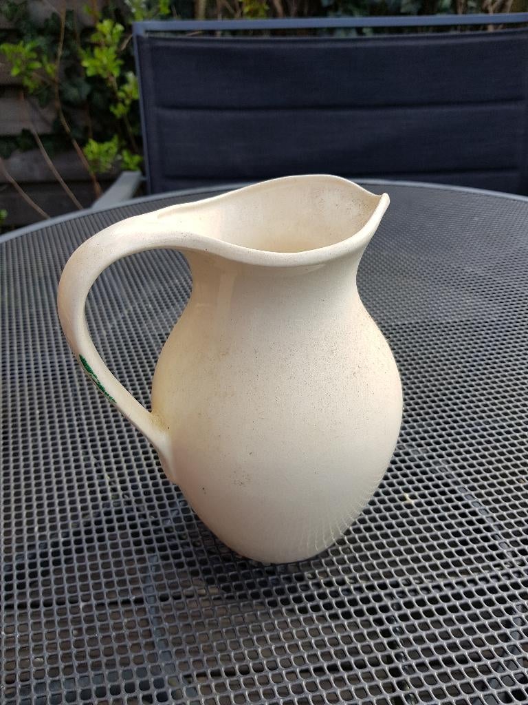 Waterkaraf, waterkan, waterkruik, wit, aardewerk, 21 cm, Gebruikt, Ophalen of Verzenden, Schaal of Schalen, Overige stijlen