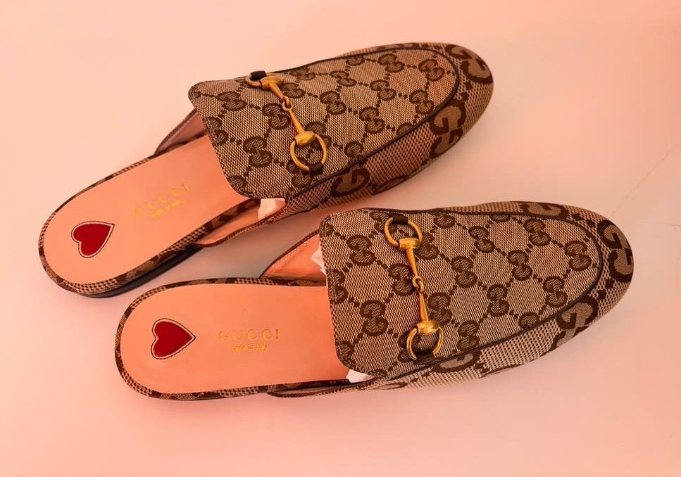 Gucci ‘Princetown Horsebit Mules’ - Nieuw, Ophalen, Beige, Nieuw, Sandalen of Muiltjes