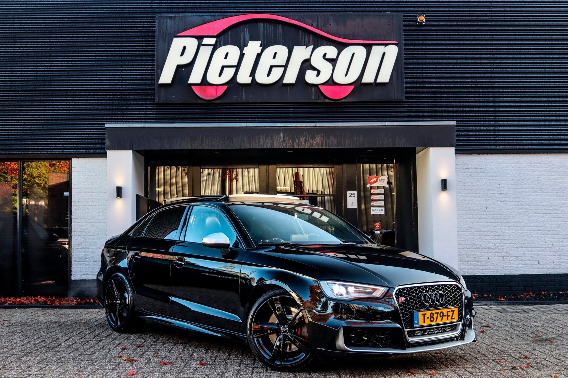 Audi S3 Limousine 2.0 TFSI Quattro RS3 PANO SFEER CAMERA, Auto's, Automaat, S3, Gebruikt, 4 cilinders