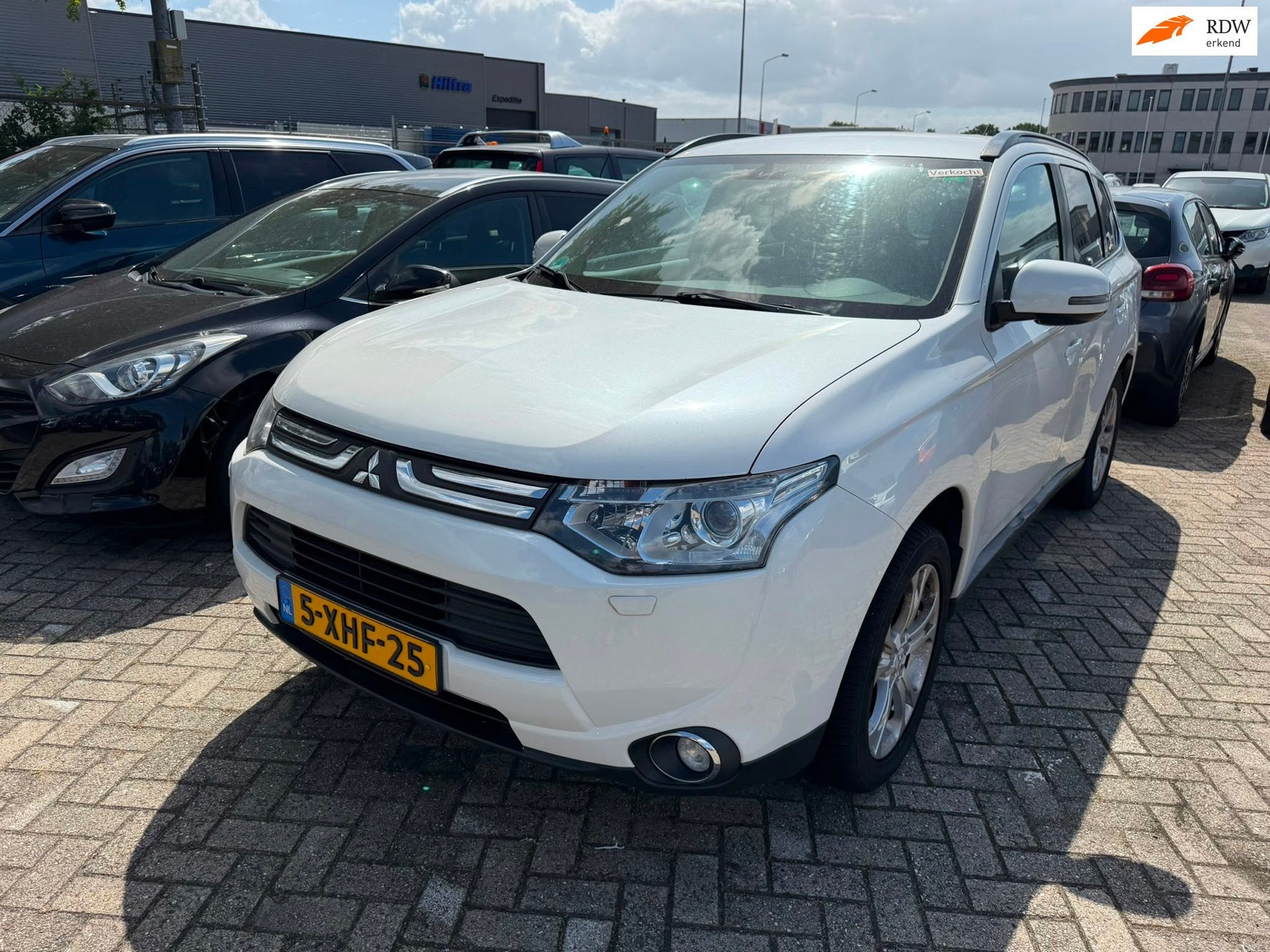 Mitsubishi Outlander 2.0 Intense+, Auto's, 15 km/l, 4 cilinders, 150 pk, 7 stoelen