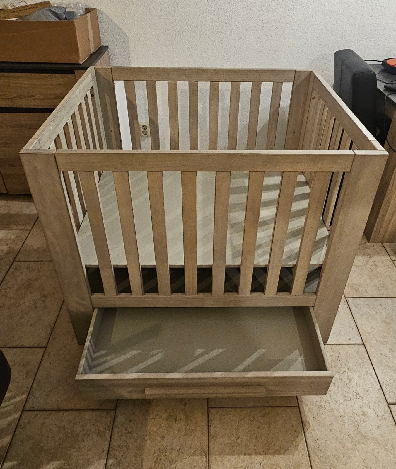 box 105x85, Ophalen, Zo goed als nieuw