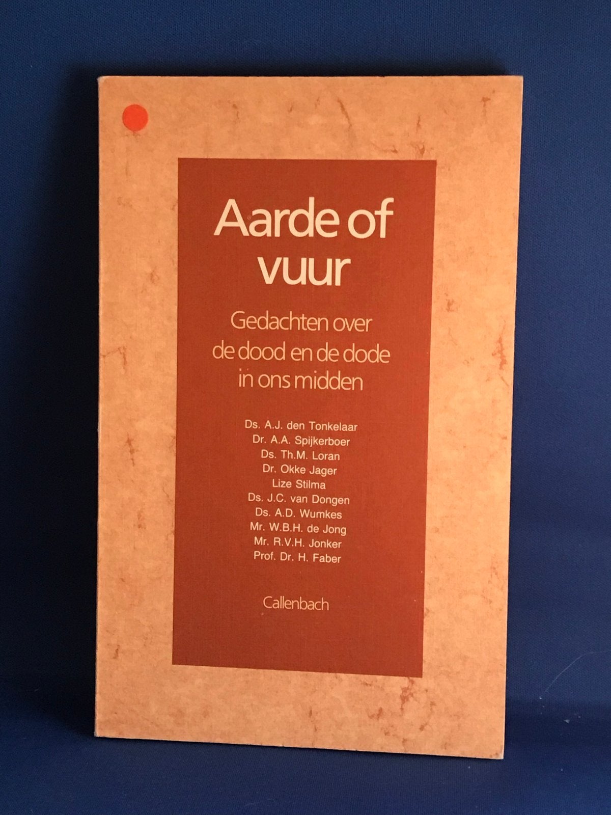 Aarde of Vuur: Gedachten over de dood en de dode, Ophalen, Gelezen, Ziel of Sterfelijkheid, Achtergrond en Informatie