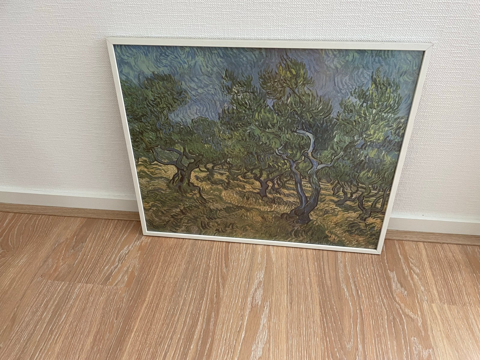Van Gogh reproductie 'Olijfbomen' in lijst (43x53 cm), Impressionistisch, Ophalen of Verzenden, Landschap, Print