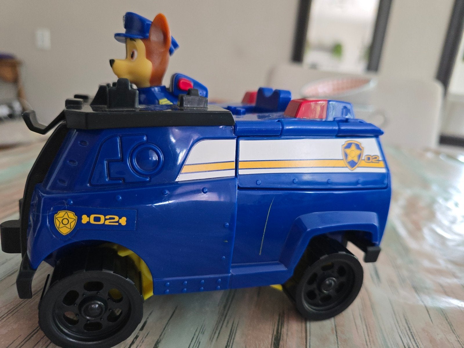 Twee Paw Patrol voertuigen met Chase, Ophalen of Verzenden, Zo goed als nieuw