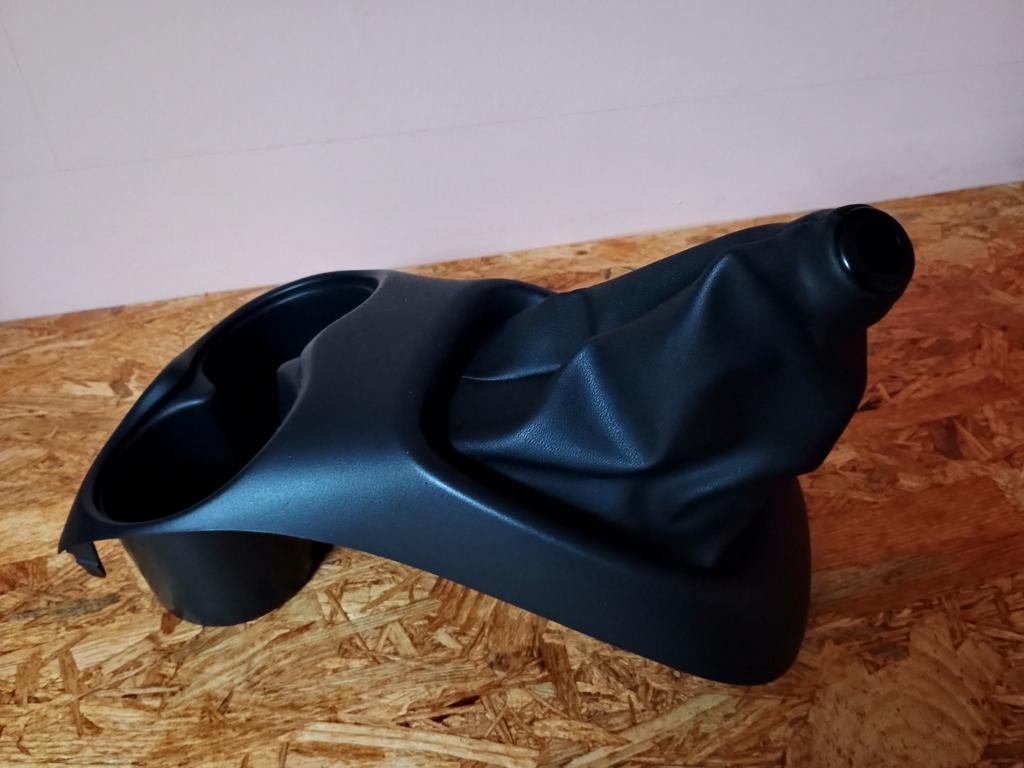 Midden console !             Peugeot., Auto-onderdelen, Interieur en Bekleding, Ophalen of Verzenden, Peugeot