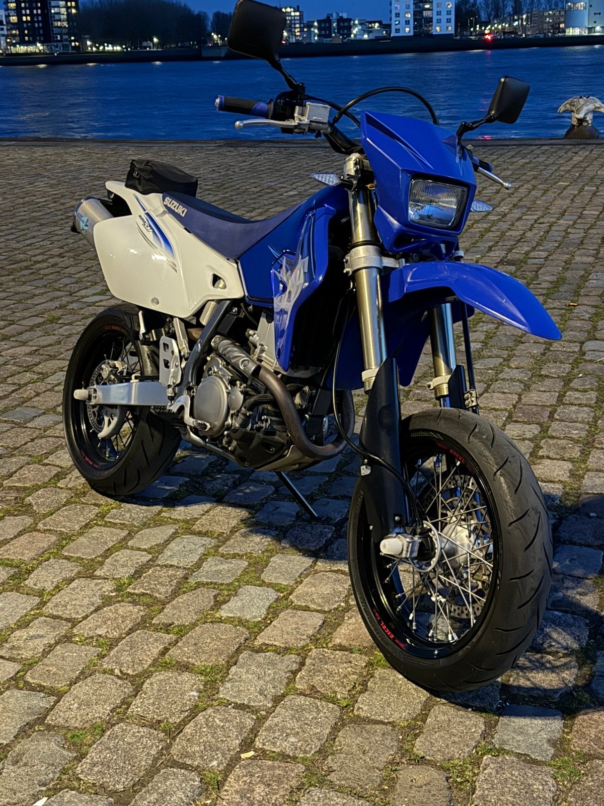 Suzuki DRZ 400 SM Supermoto - Zeer Goede Staat, Motoren, Gebruikt, Particulier, Meer dan 35 kW, Minimaal motorrijbewijs A2