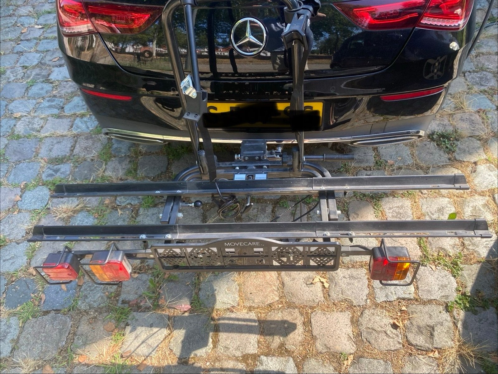 Movecare Fietsendrager Compact 2 voor Trekhaak (kantelbaar), Ophalen, Zo goed als nieuw, 2 fietsen, Trekhaakdrager