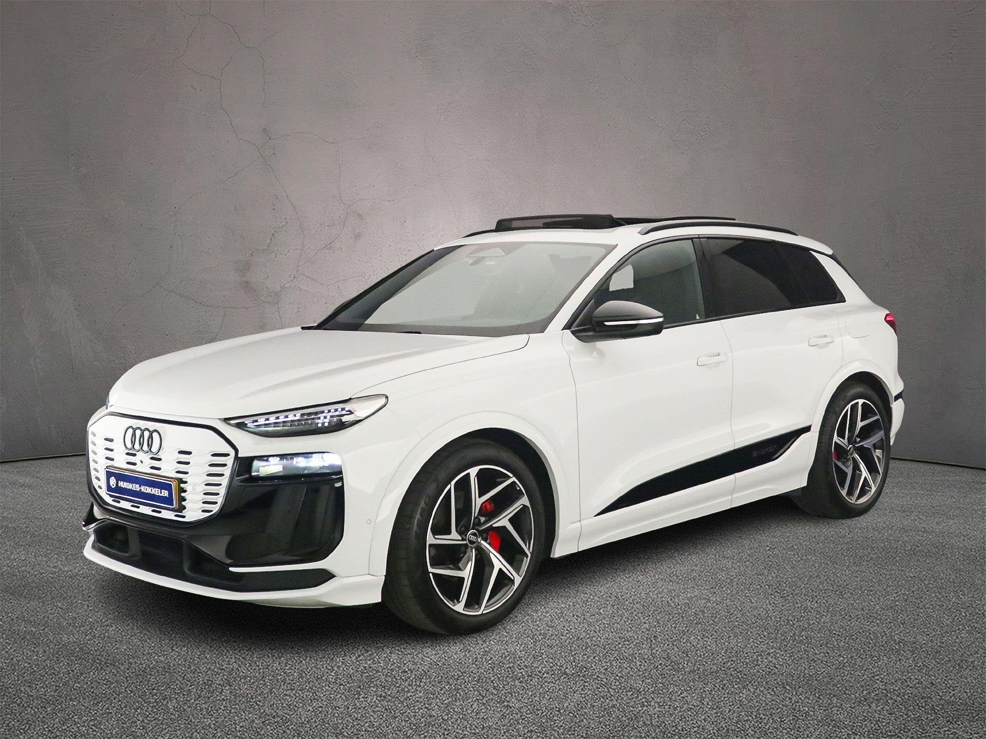 Audi Q6 e-tron S edition 100 kWh | Trekhaak | Adaptieve Luch, Gebruikt, 23 min, Leder en Stof, Wit