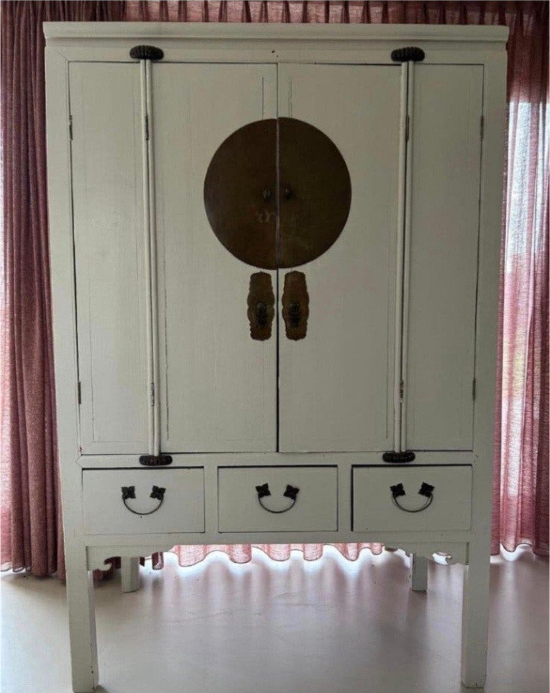 Chinese bruidskast tvkast oosterse houten kast creme wit, Huis en Inrichting, Ophalen, Zo goed als nieuw, 150 tot 200 cm, Overige houtsoorten
