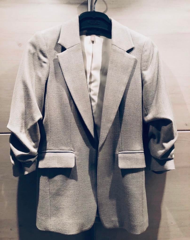 H&M Blazer nieuw maat 34/XS lichtgrijs, Verzenden, Nieuw, Jasje, Maat 34 (XS) of kleiner