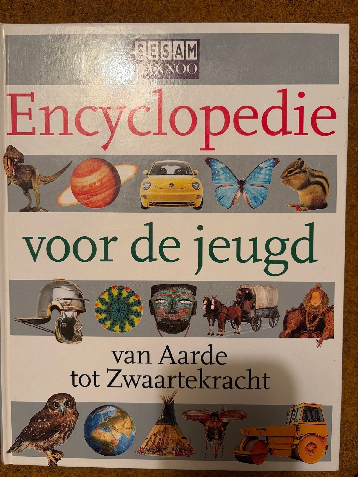 Sesam Encyclopedie voor de Jeugd: Van Aarde tot Zwaartekrach, Boeken, Encyclopedieën, Ophalen of Verzenden, Zo goed als nieuw