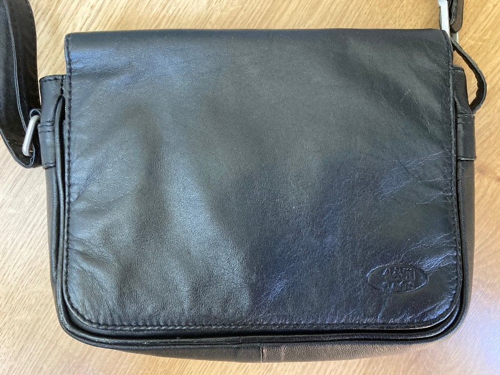 Handtas A&M bags zacht zwart leer 15x20 cm, Ophalen of Verzenden, Zo goed als nieuw, Zwart, Handtas