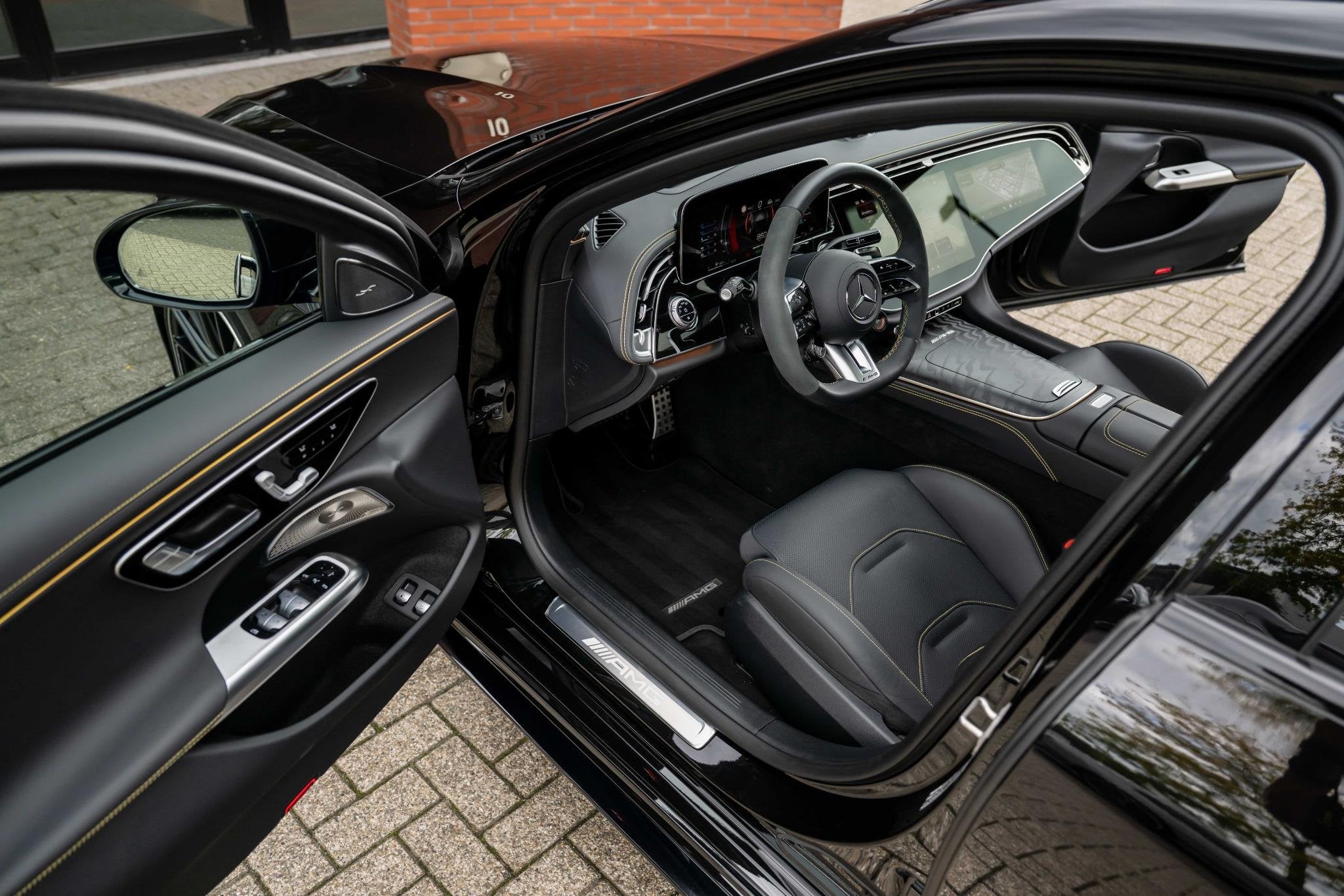 Mercedes-Benz E-klasse Estate AMG 53 4MATIC+ Performance Sea, Auto's, Dealer onderhouden, Gebruikt, Euro 6, Vierwielaandrijving