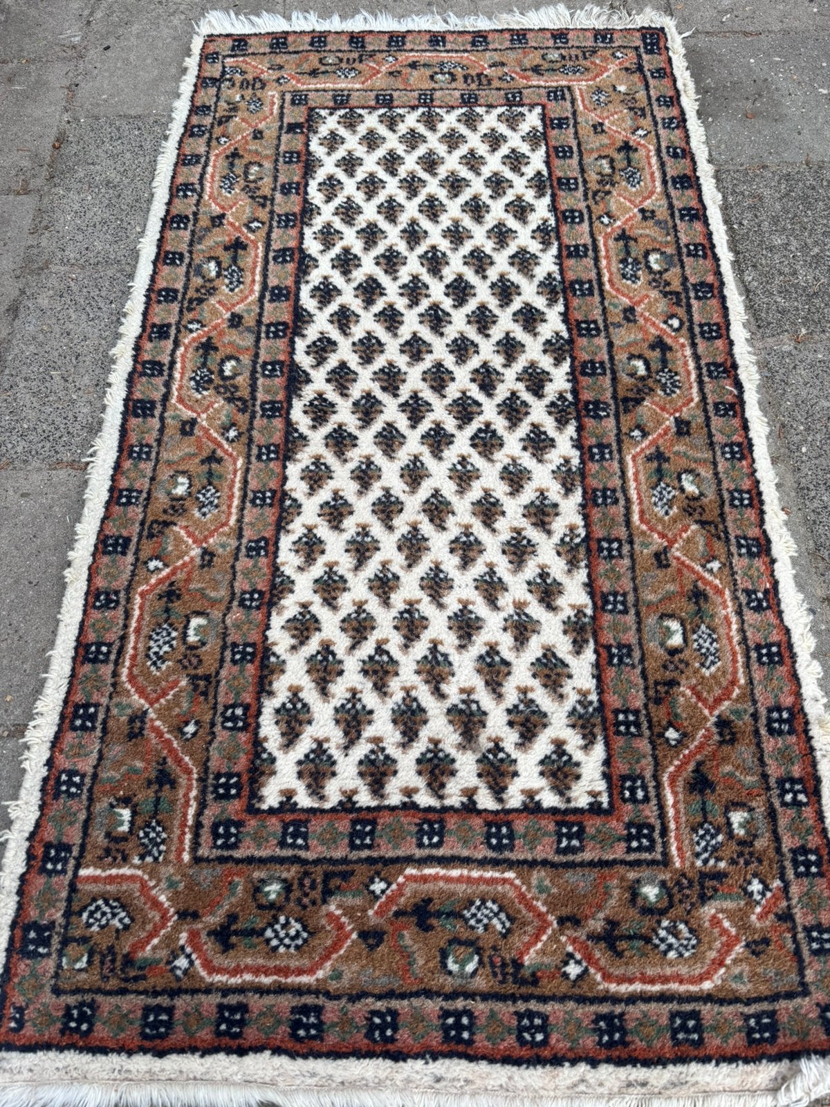 Vloerkleed te koop 140x72 cm nu voor 40 euro ophalen., 100 tot 150 cm, Zo goed als nieuw, Groen, Rechthoekig