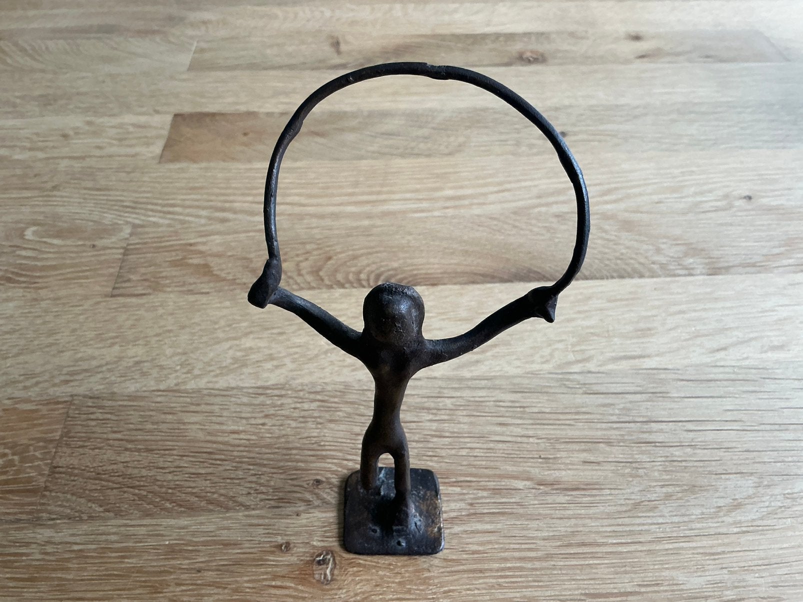 Beeldje brons van meisje met springtouw., Ophalen of Verzenden