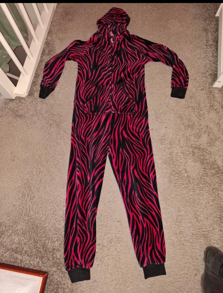 Leuke onesie maat 164, Kinderen en Baby's, Kinderkleding | Maat 164, Ophalen of Verzenden, Gebruikt, Meisje, Overige typen