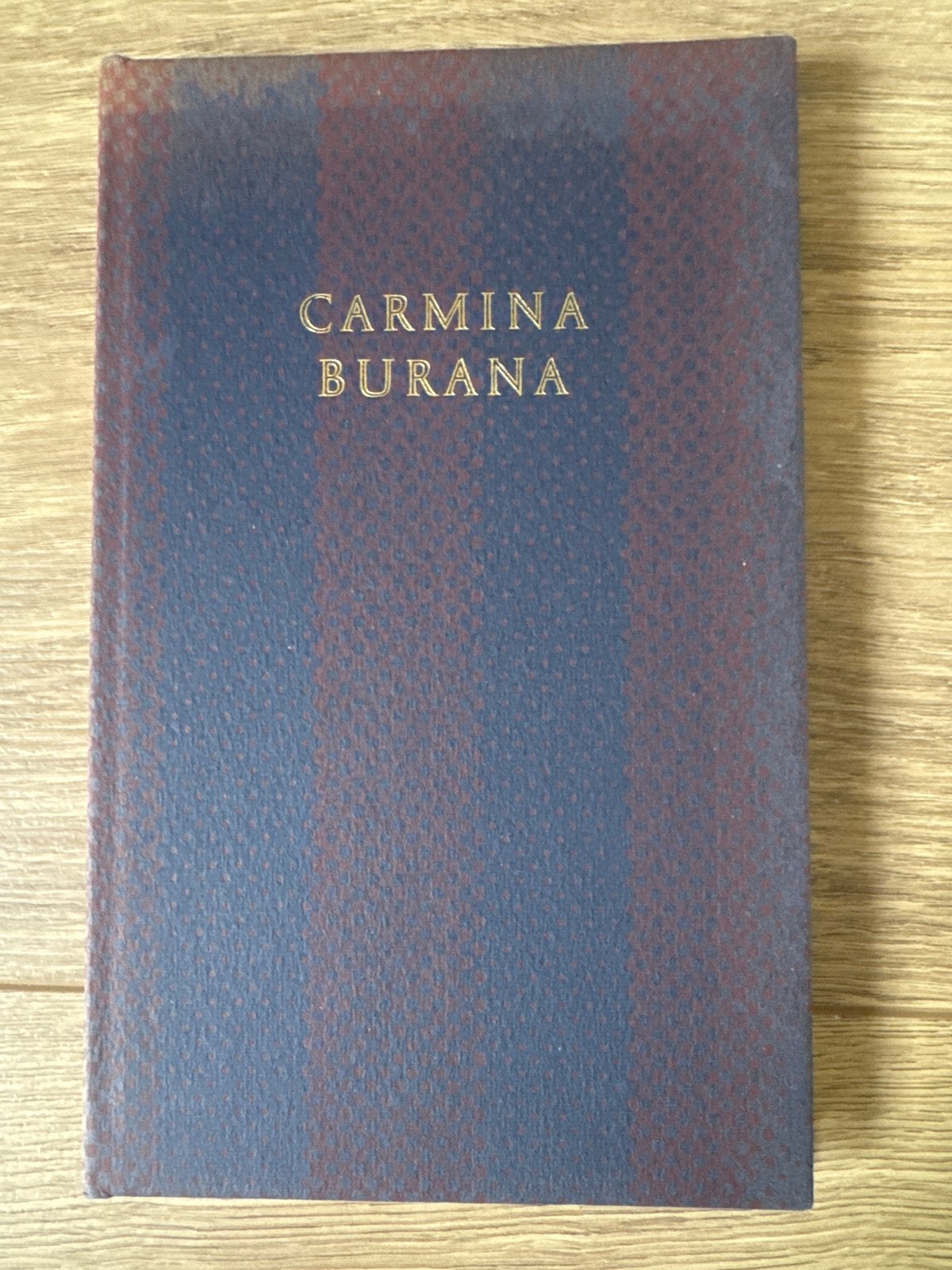 Carmina Burana - Kleine bloemlezing uit de Middeleeuwen, Ophalen of Verzenden, Zo goed als nieuw, Nederland