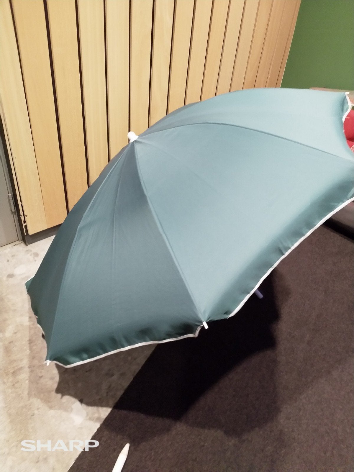 Tuin parasol groen, Ophalen