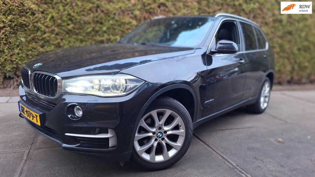 BMW X5 xDrive30d High Executive, Gebruikt, 2993 cc, 241 €/maand, 259 pk
