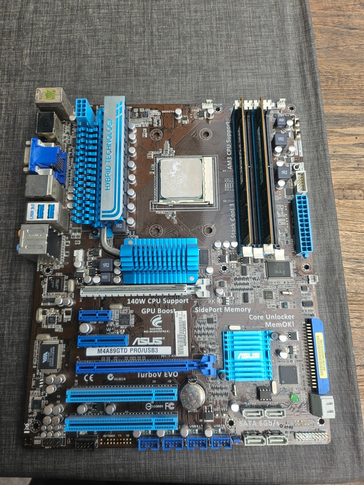 ASUS M4A89GTD PRO/USB3 moederbord, Ophalen