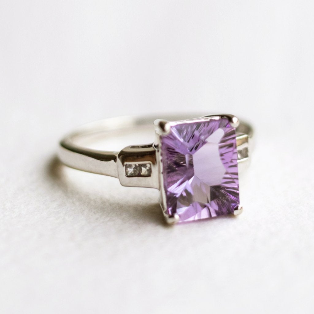 Vintage 9K witgouden solitaire ring met Amethist & CZ -17,25, Wit, Ophalen of Verzenden, Zo goed als nieuw, 17 tot 18
