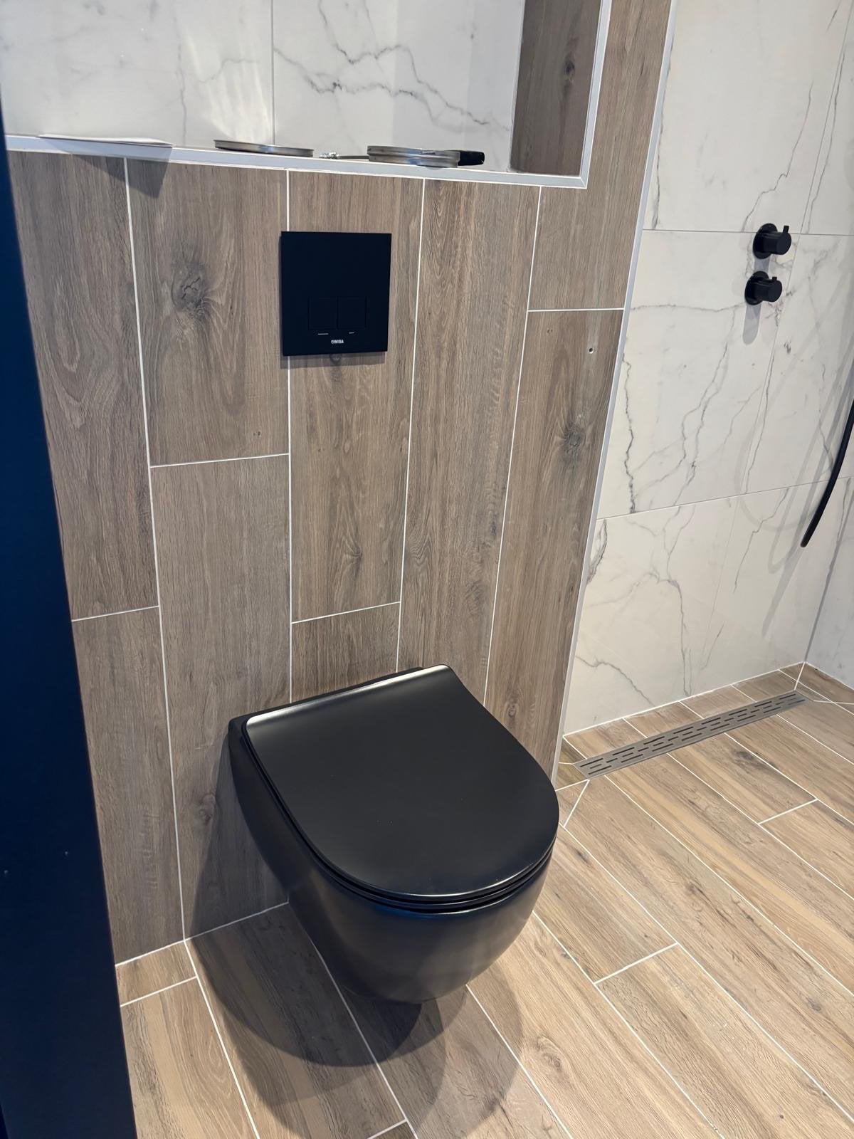 Nieuw Toilet met softclose mat zwart, Ophalen, Nieuw, Toilet