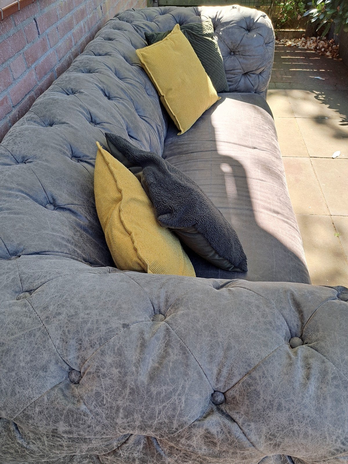 Chesterfield bank, Ophalen, Gebruikt, Tweepersoons, 75 tot 100 cm