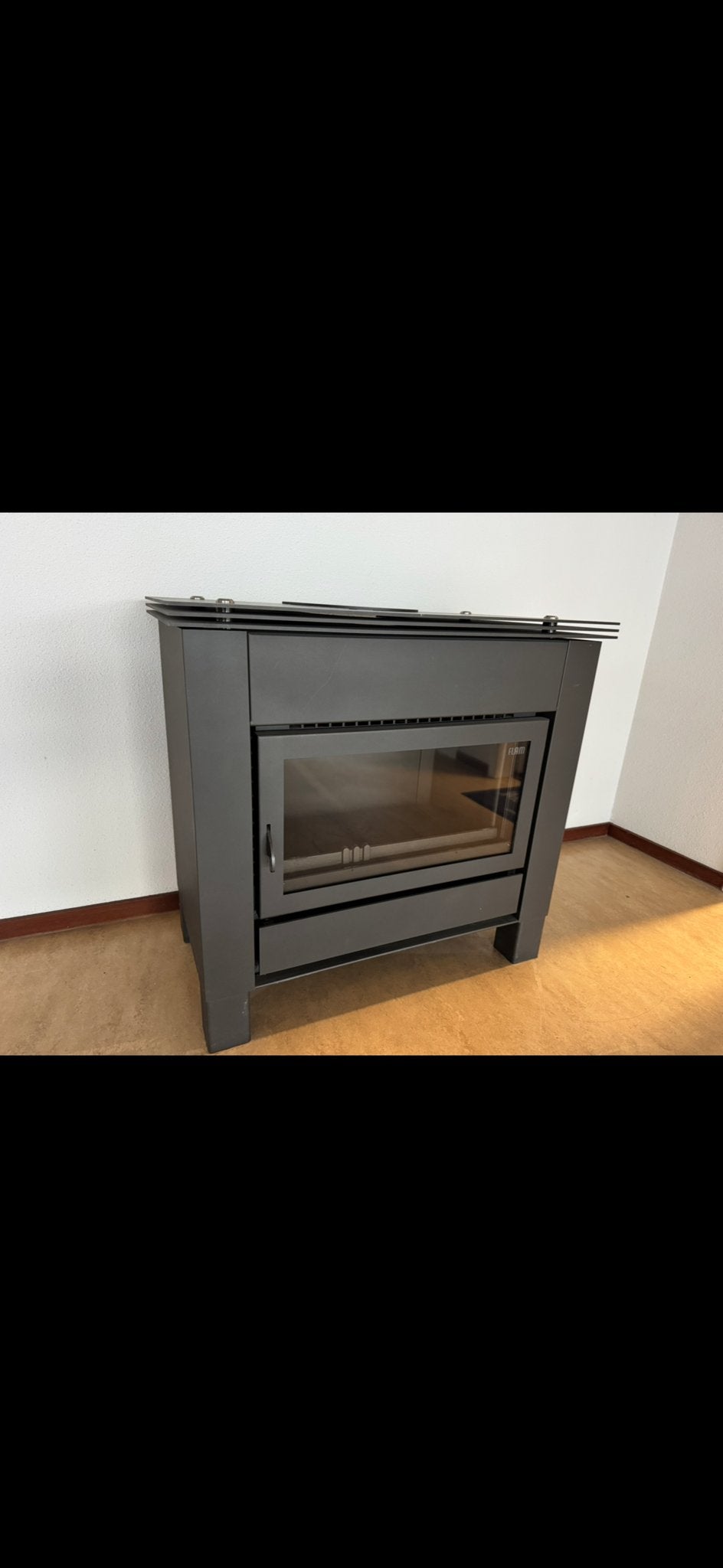 Flam Houtkachel Plato Antracietgrijs met Ventilator, Ophalen, Nieuw, Vrijstaande haard, Houthaard