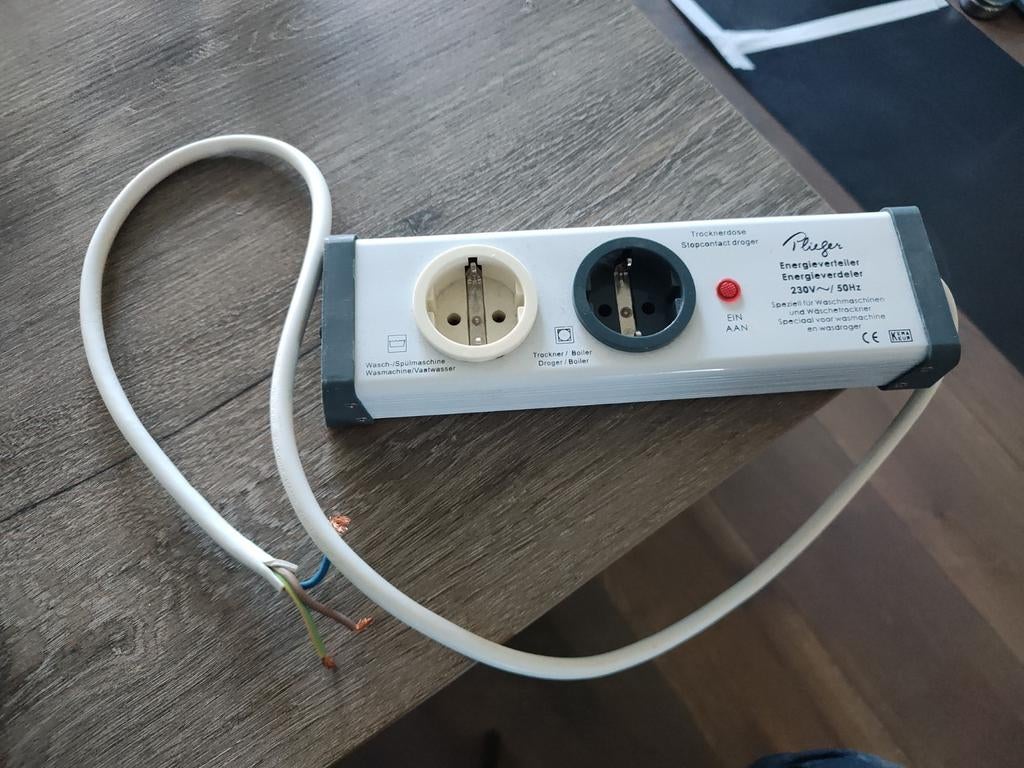 Energieverdeler voor wasmachine en droger - Plieger, Ophalen, Gebruikt