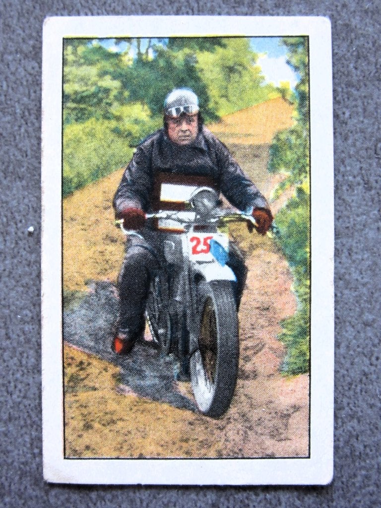 8 oude verzamelplaatjes motorrenner - Vittoria Cigarettes, Ophalen of Verzenden, Auto's