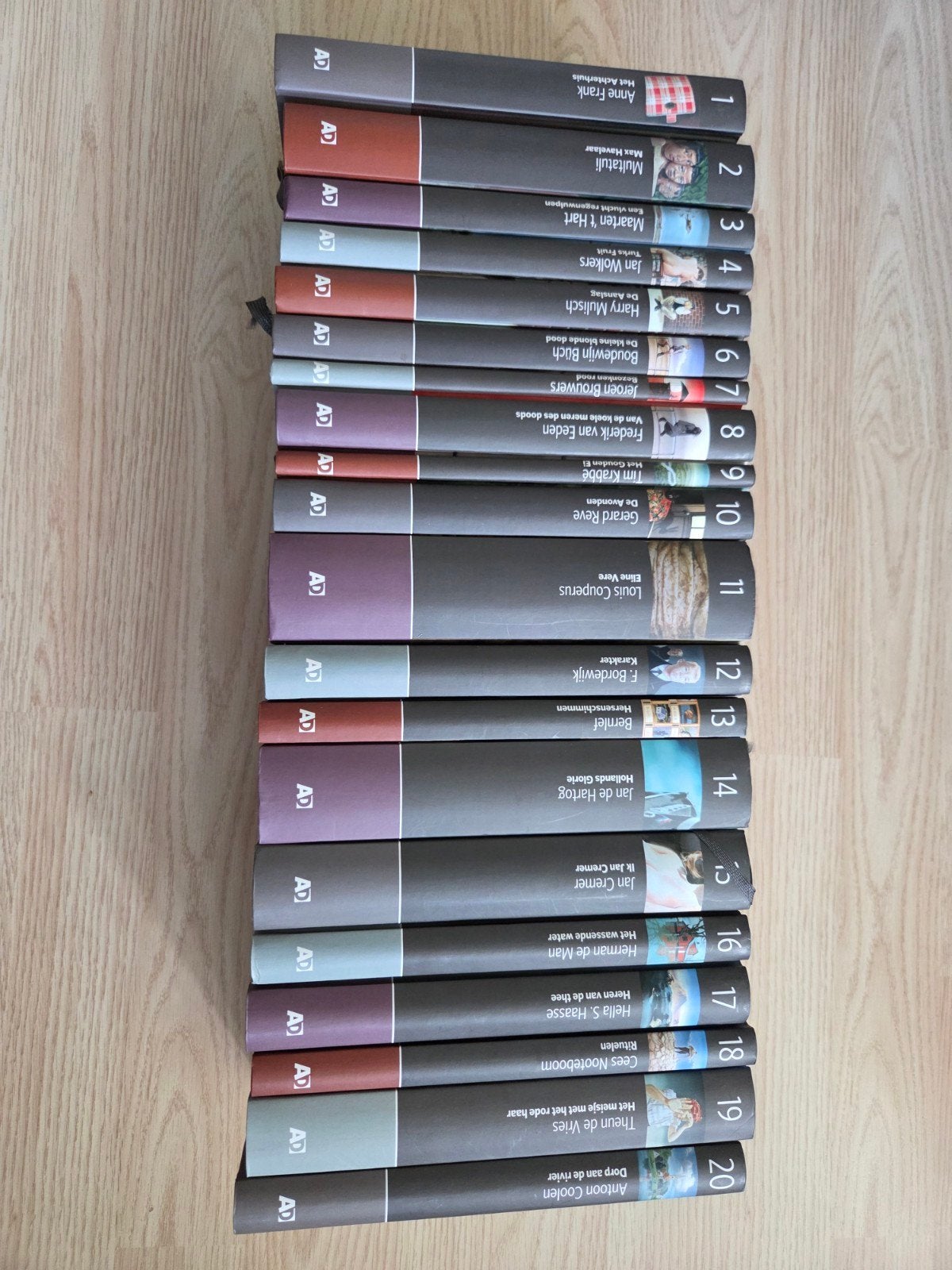 Nederlandse klassiekers, Ophalen, Zo goed als nieuw