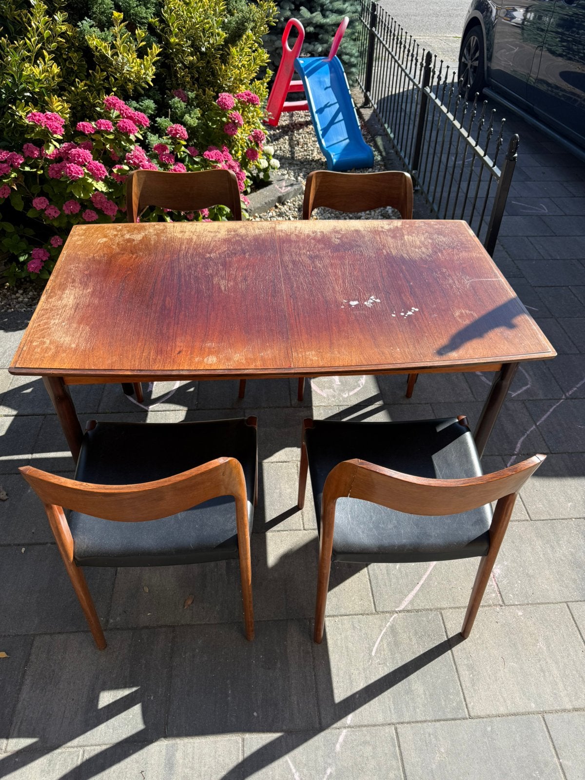 Prachtiche jaren 60 tafel en stoelen., Ophalen